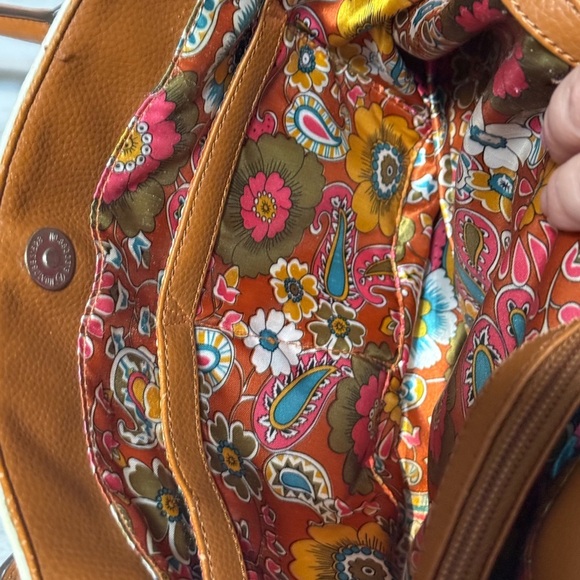 Elegant Two-Tone Genuine Leather Tote Bag Naturalizer - Picture 7 of 16